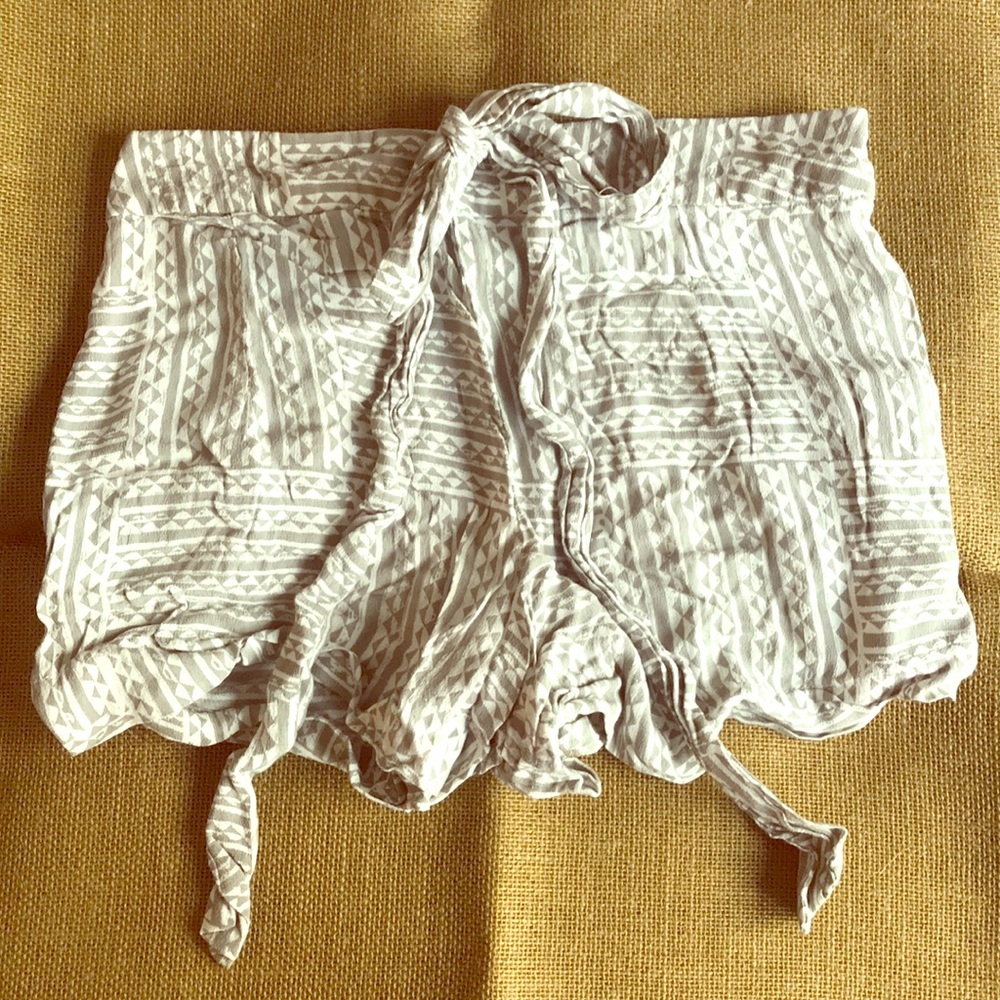 Manaola Shorts
